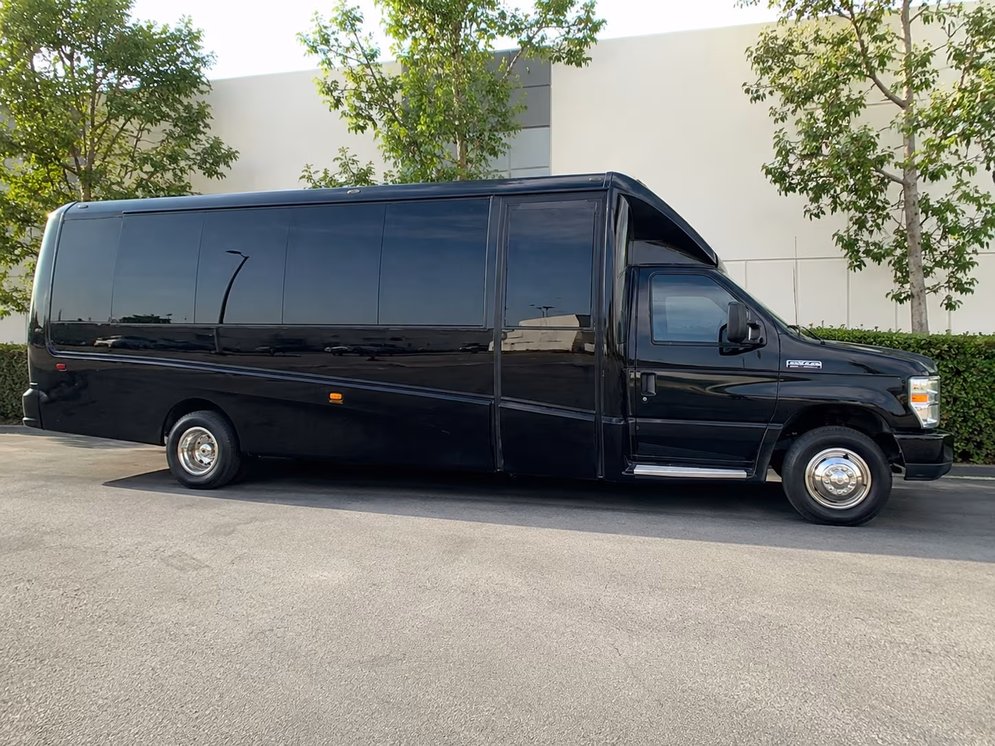 charter buses for corporate events and conference shuttles in murrieta